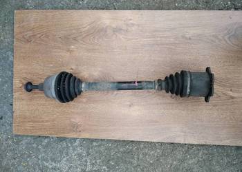 Półoś lewa Audi A4 B6 2.0b 8E0407271S z 2000r