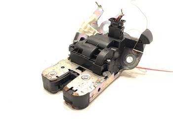 ZAMEK KLAPY TYŁ SKODA FABIA III Kombi 6R0827505A