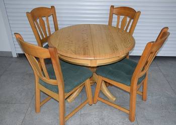 stół rozkładany i 4 krzesła - cały komplet z drewna dębowego