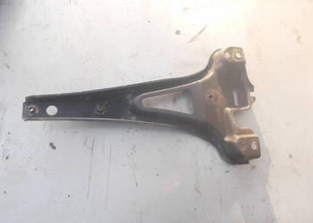 Golf IV 98r uchwyt wzmocnienie mocowanie zamka maski Golf IV 98r uchwyt wzmocnienie mocowanie zamka maski