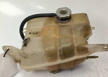 ZBIORNICZEK PŁYNU JEEP CHEROKEE ZBIORNICZEK PŁYNU JEEP CHEROKEE