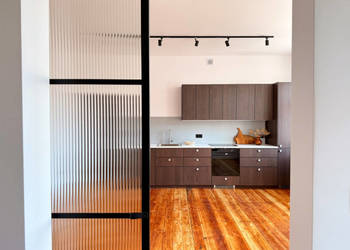 Nowe, Drewniana Podłoga, Parking, Oficyna, Piwnica, Bezpoś.