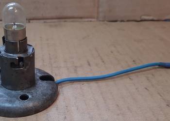 Lampka oświetlenia  komory silnika Warszawa Syrena Gaz