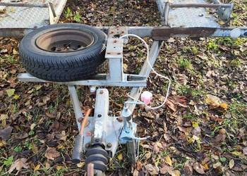 Sprzedam  lawetę - zarejestrowana