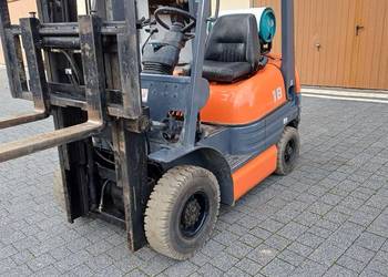 Wózek widłowy TOYOTA FGF18