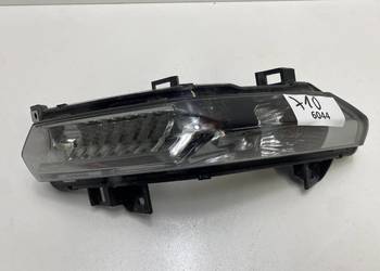 Piaggio X10 125 PRAWY KIERUNEK KIERUNKOWSKAZ TYŁ inne części