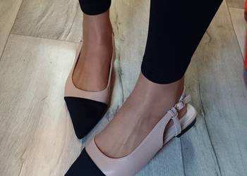 (40) Beżowo - czarne baleriny wieczorowe z odkrytą piętą, NOWE