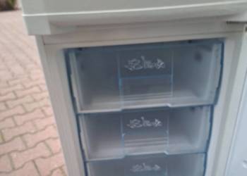 Sprzedam lodówke BEKO