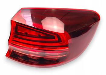 LAMPA PRAWA Kia Ceed Cee'd III CD kombi tylna tylnia prawy tył 92402-J7150