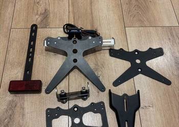 Akcesoryjny uchwyt tablicy motocyklowej Rizoma