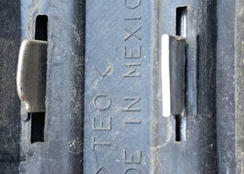 Gril atrapa dodge journey lift