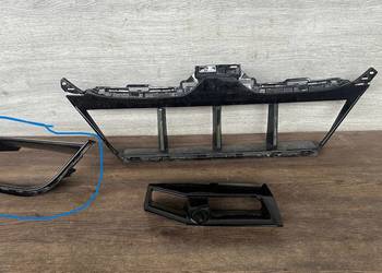 BMW G70 M-PAKIET KRATKA PRAWA ZAŚLEPKA ZDERZAKA PRZÓD