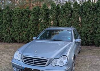 Mercedes-Benz C220 CDI Avantgarde S203 2007 r. Polift W203