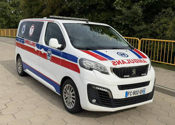 ambulansy Peugeot Expert Peugeot Expert Ambulans Karetka 2.0HDI 150KM