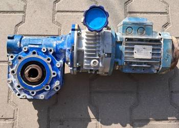 Okazja motoreduktor 0.55kw z regulacją obrotów od 9 do 50obr
