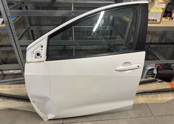 Klamka drzwi Toyota yaris VI 089