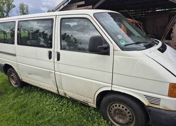VW Transporter 2.5 TDI 9 osobowy z Niemiec