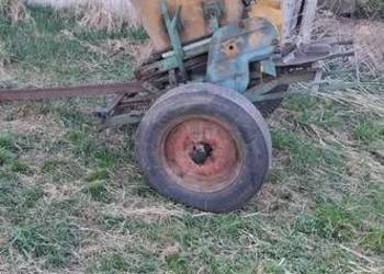 Rozsiewacz Siewnik do nawozu kos