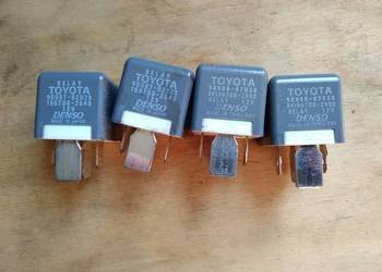 Toyota przekaźnik 90080-87030