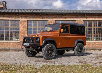 Land Rover Defender 90 "Italian" | REDFOX DEFENDER PROJECT
