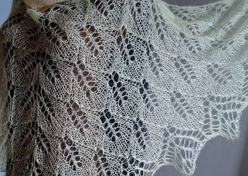 Chusty robione na drutach