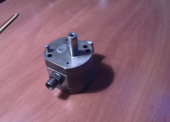 Pompa wrzeciennika tokarki SEDIN 1M63 tel 601273528