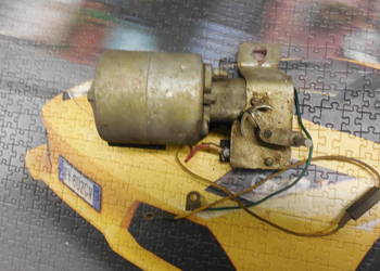 silnik silniczek mechanizm wycieraczek syrena 104 105