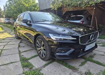 Volvo V60 B3 2.0 benzyna Mild hybrid automat w świetnym stanie!