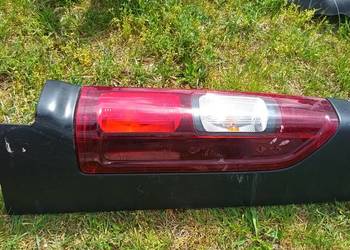 Renault Traffic, opel vivaro, nissan nv300 pozostałości ,belka, drzwi itp