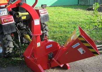 WYDAJNY RĘBAK DO GAŁĘZI NAPĘDZANY Z WOM CIĄGNIKA 20-30 HP