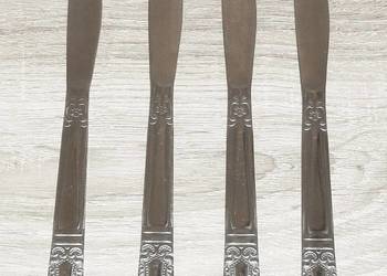 Zestaw 4 zdobionych noży obiadowych ze stali nierdzewnej JAPAN Zestaw 4 zdobionych noży obiadowych ze stali nierdzewnej JAPAN