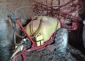 Opryskiwacz Pilmet 1000l 15m