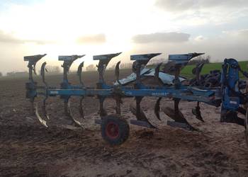 Lemken opal 4+1 pług