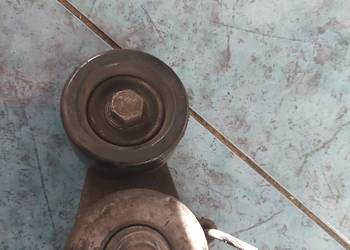 Rolka napinacz paska 1.6Turbo  Opel astra Zafira C 55569399