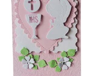 ZAPROSZENIA KOMUNIA DZIEWCZYNKA KLĘCZĄCA KIELICH SERCE B6 RÓŻ - BIEL