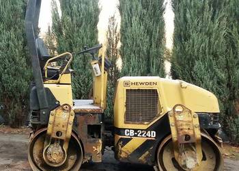 Walec Caterpillar CB-224D