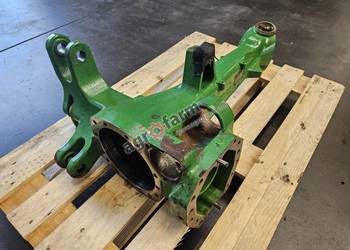 Obudowa mostu RH John Deere 6105MC, 6120M, 6140R