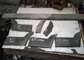 FIAT 126p Maluch listwa drzwi błotnika