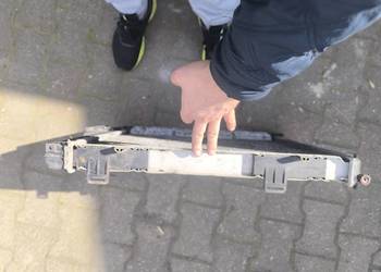 Chłodnica wody Mercedes w 202