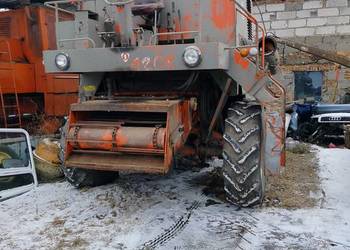 Sprzedam kombajn bizon zo 50/56 na części