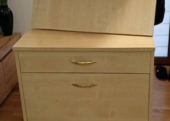 Szafka na buty z wieszakiem