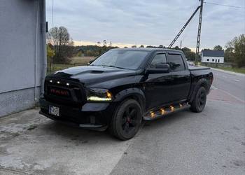 Dodge Ram 1500 Sport  5.7v8