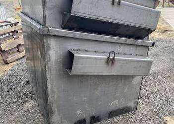 Pojemnik metalowy na złom, wióry, pojemnik na odpady.
