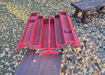 Roskładana metalowa skrzynka na narzedzia LUX-TOOLS D-42929 Roskładana metalowa skrzynka na narzedzia LUX-TOOLS D-42929