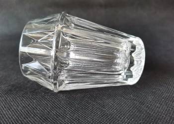 Stary, nieużywany, mały wazon