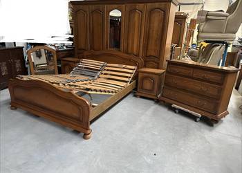 Dębowa sypialnia łóżko 160cm szafki komoda szafa lustro stelaż