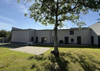 NA SPRZEDAŻ obiekt z 2 niezależnymi lokalami mieszkalnymi