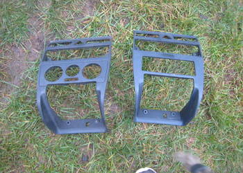 Ramka konsoli centralnej kokpitu Audi A3 8L 96- panelu nawiewów radia