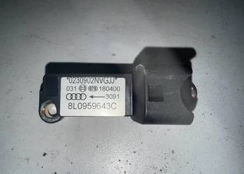 Czujnik uderzenia bocznego Audi A3 8L