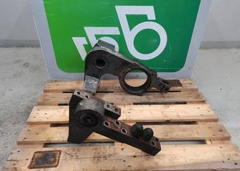 Fendt 820 Favorit {Ucho mostu przedniego}
